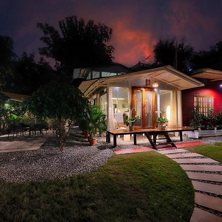 International Travellers' Hostel By Ith Stays Varanasi Eksteriør bilde