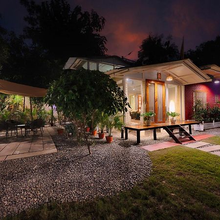 International Travellers' Hostel By Ith Stays Varanasi Eksteriør bilde