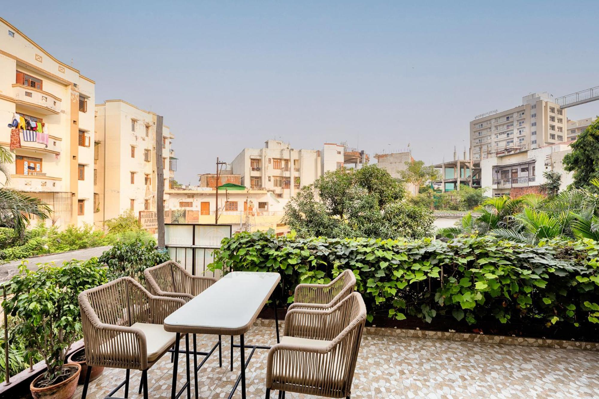 International Travellers' Hostel By Ith Stays Varanasi Eksteriør bilde