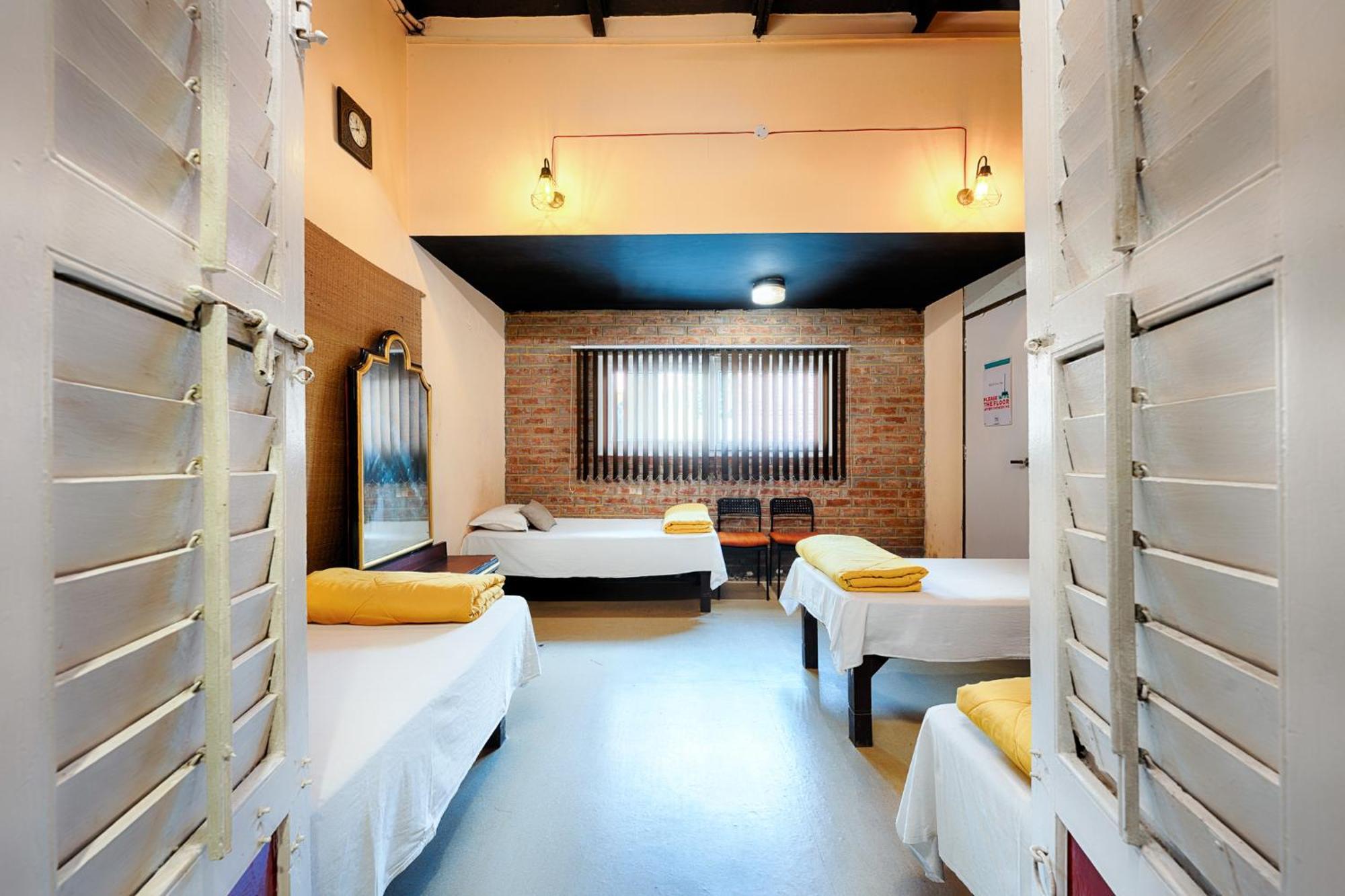International Travellers' Hostel By Ith Stays Varanasi Eksteriør bilde