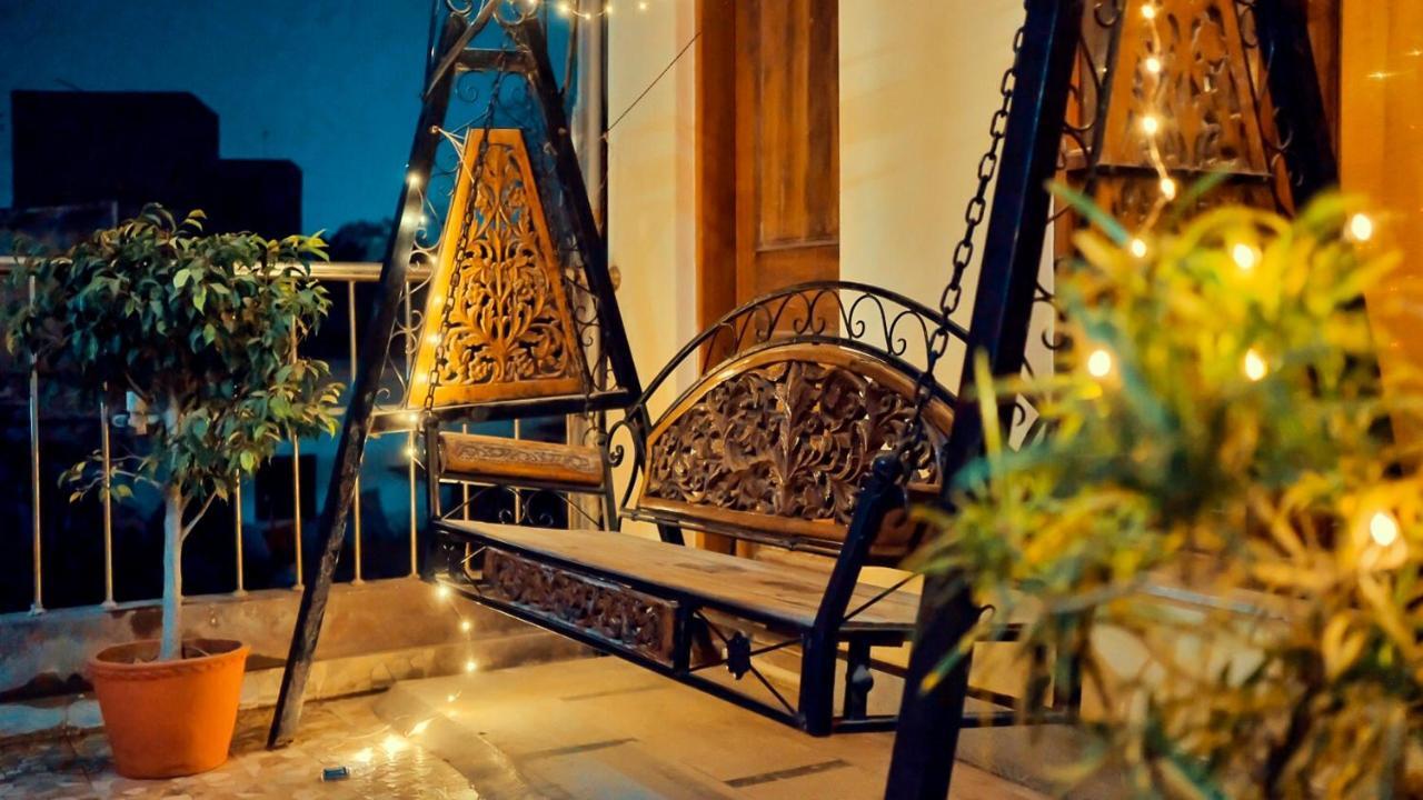 International Travellers' Hostel By Ith Stays Varanasi Eksteriør bilde